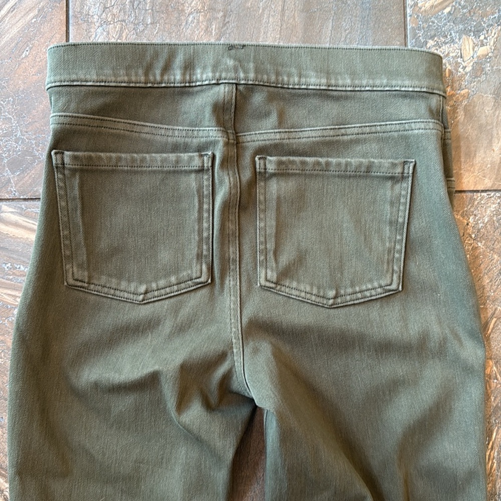 Spanx Olive Green Jeanish Ankle Jegging Size Small - Picture 8 of 15